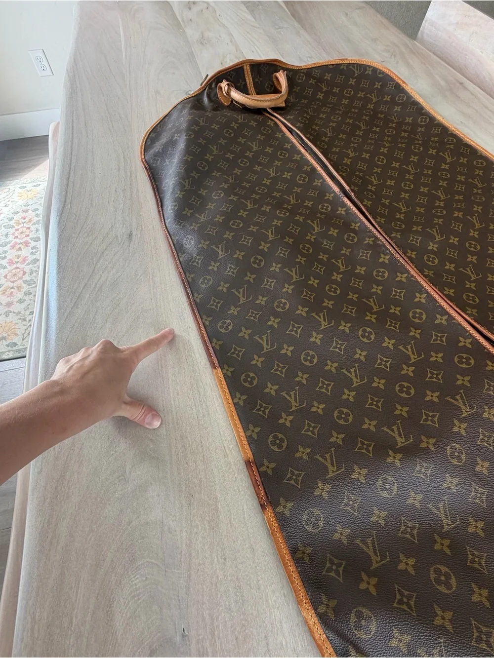 Louis Vuitton VINTAGE Garment Bag Big Monogram / Garment Carrier AUTHENTIC